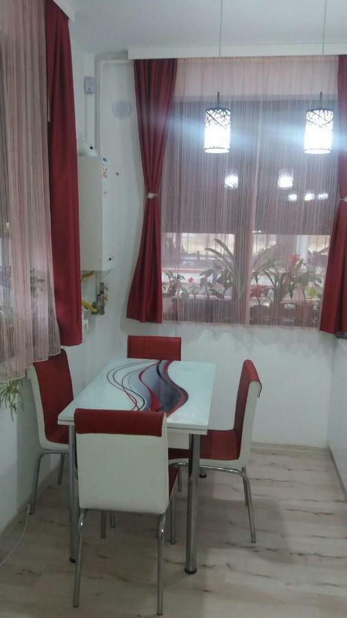 Apartament One Kazeboo Năvodari Екстериор снимка